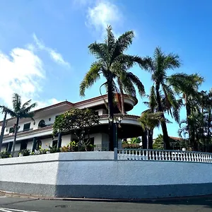 A Fortaleza Do Pico Hostal