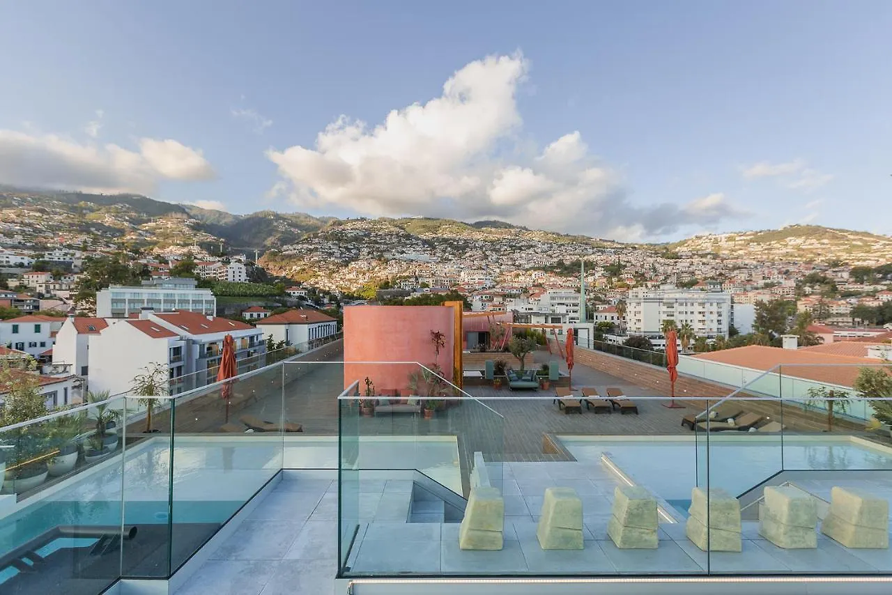 Three House Hotel Funchal  4*, Funchal (Madeira) Portugal